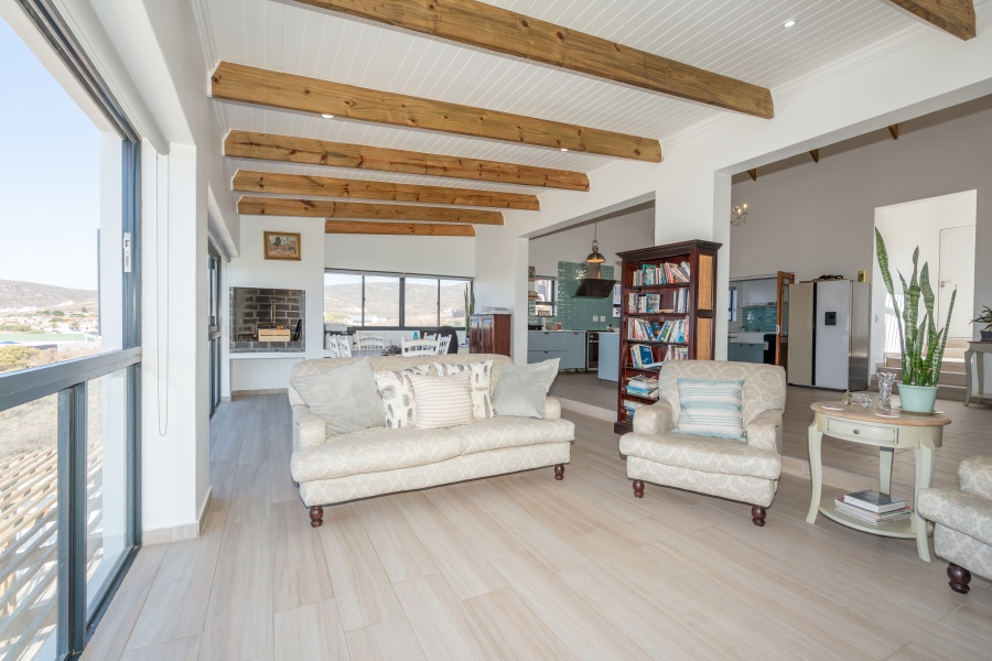 4 Bedroom Property for Sale in Britannica Heights Western Cape